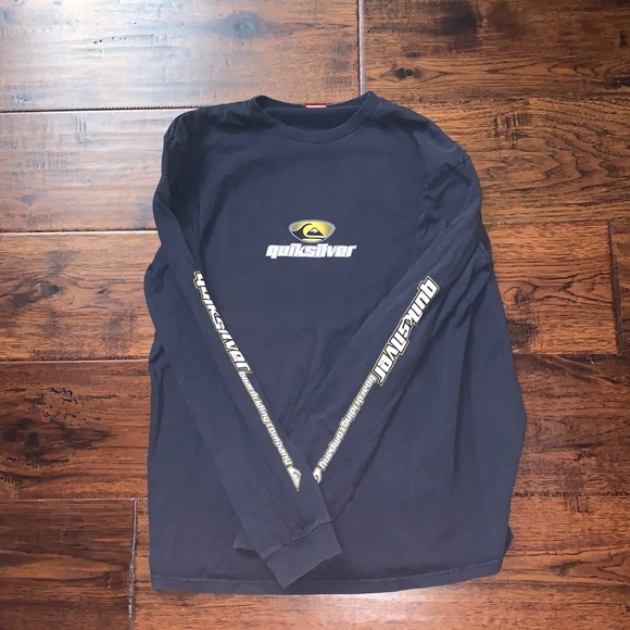 Quiksilver Other - Quiksliver Long Sleeve Tee